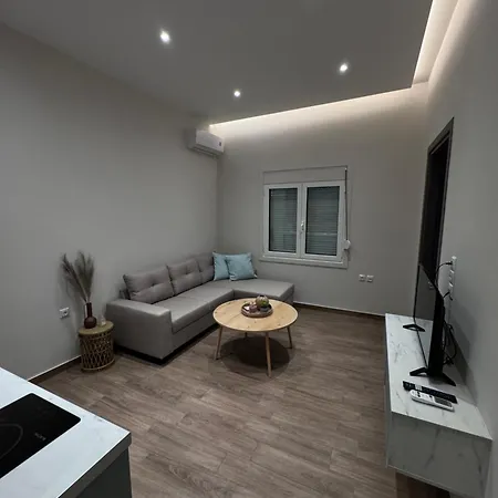 Central Stylish Lux Apartments Lamia Exterior photo